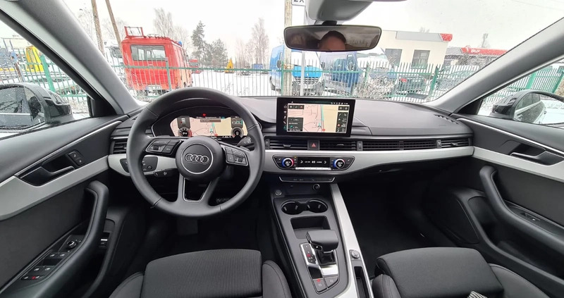 Audi A4 cena 134900 przebieg: 23000, rok produkcji 2021 z Warszawa małe 92